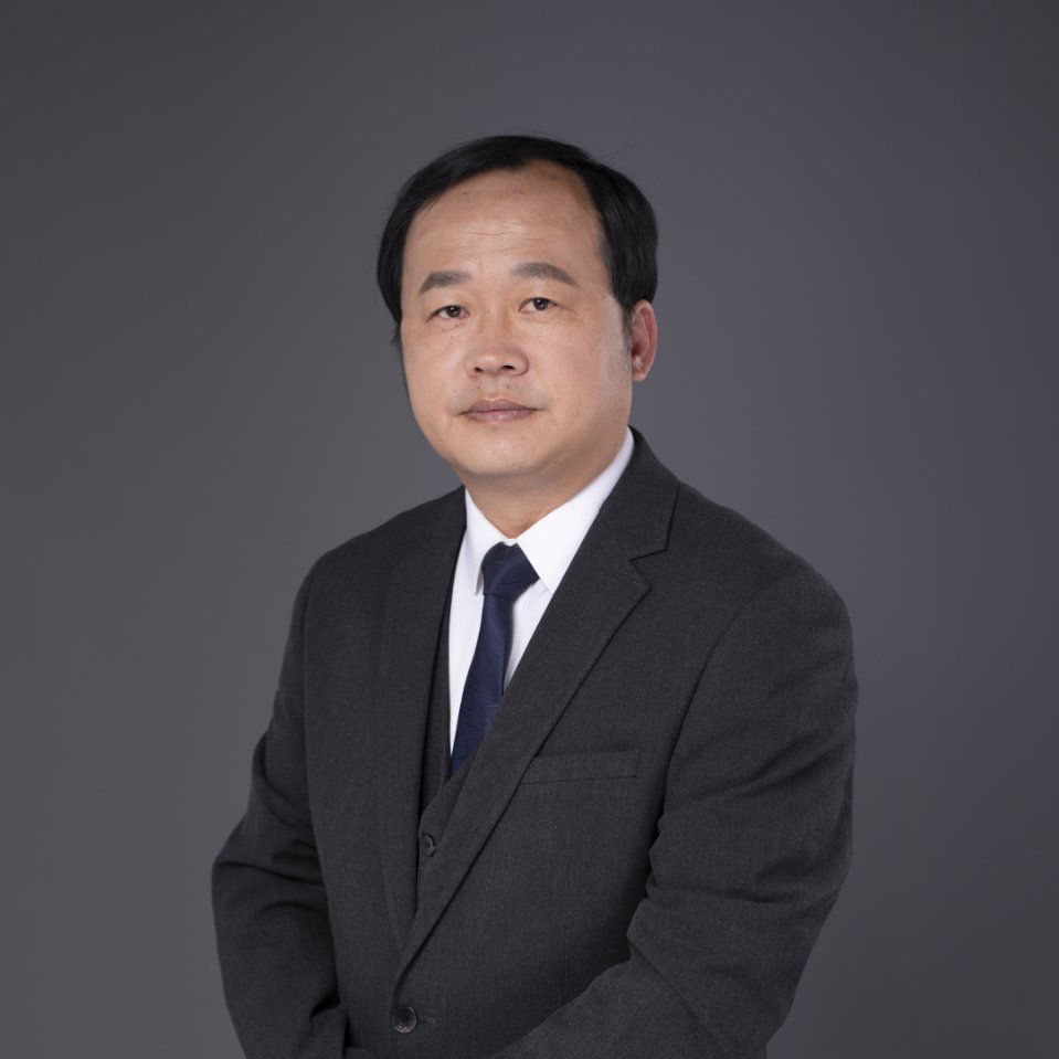 田华钢