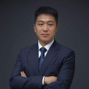 潘万利